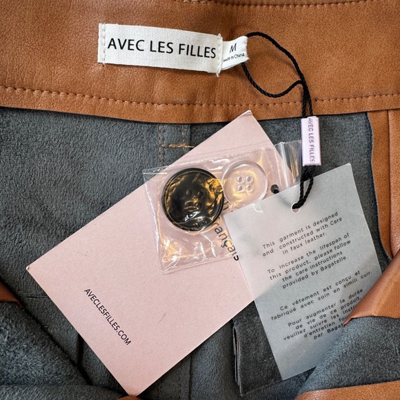 NWT Avec Les Filles High Rise Vegan Leather Wide Leg Cargo Pants Women Sz M - Picture 7 of 14